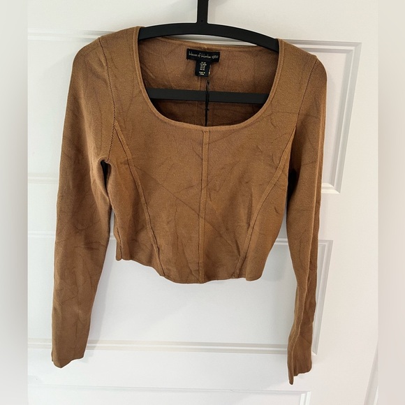NWT House Of Harlow Cropped Long Sleeve Top - Picture 2 of 4